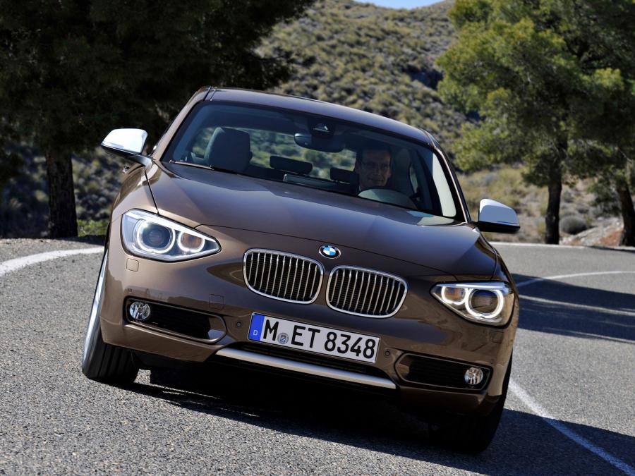  BMW 125d 3-Door Urban Line 2012 года  (фото 5 из 16)